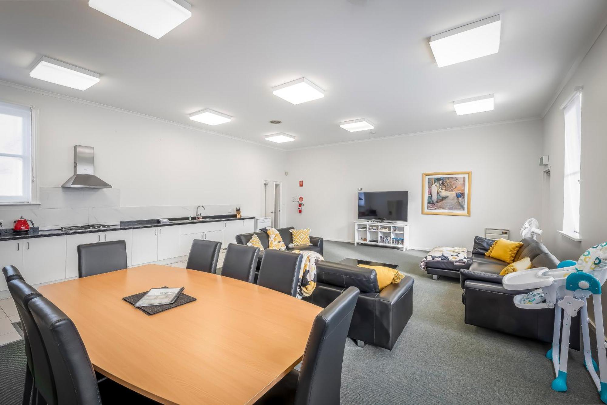 4 Bedroom House - Hobart Cbd - Free Parking - Free Wifi المظهر الخارجي الصورة