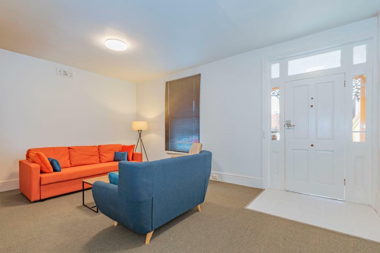4 Bedroom House - Hobart Cbd - Free Parking - Free Wifi المظهر الخارجي الصورة