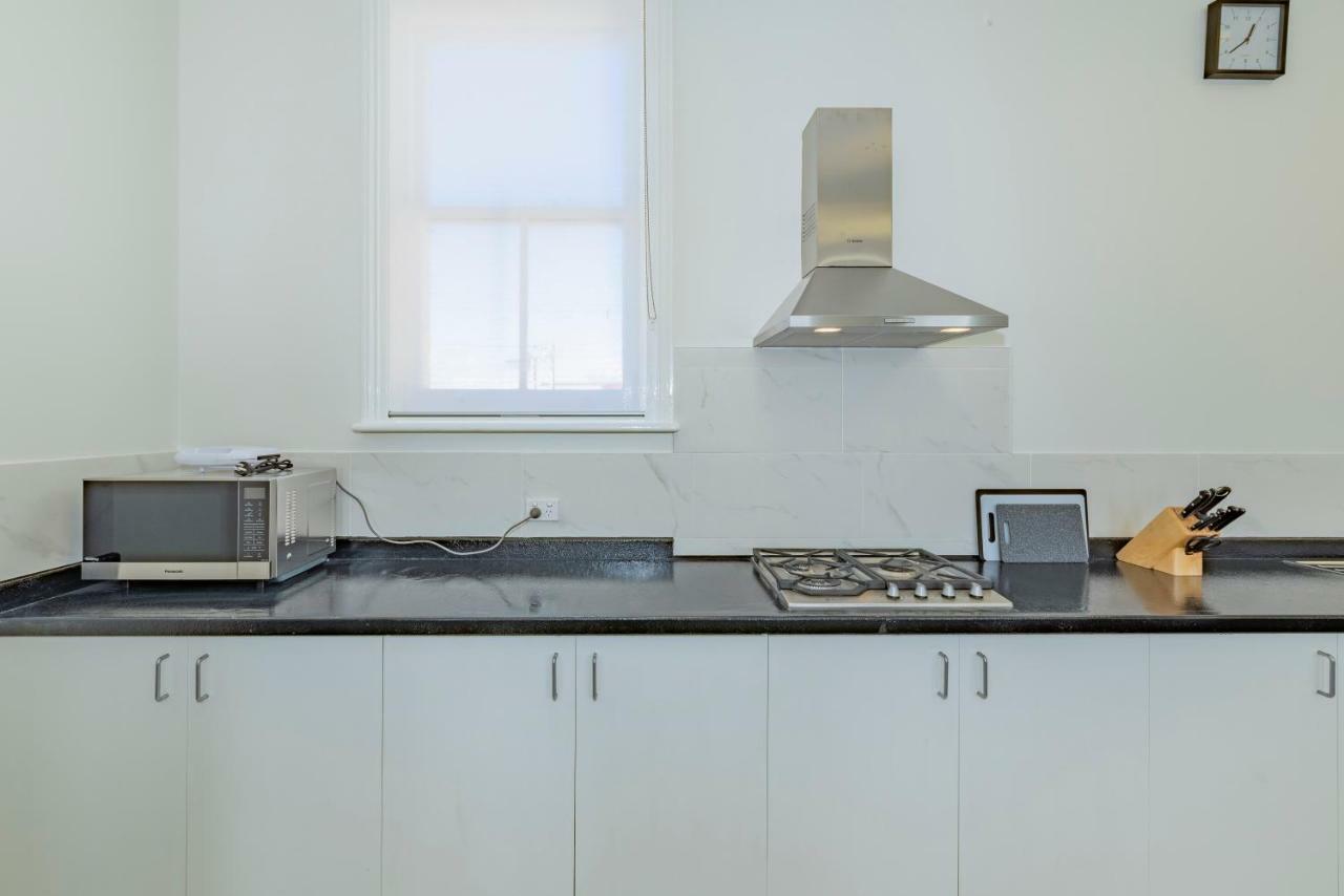 4 Bedroom House - Hobart Cbd - Free Parking - Free Wifi المظهر الخارجي الصورة